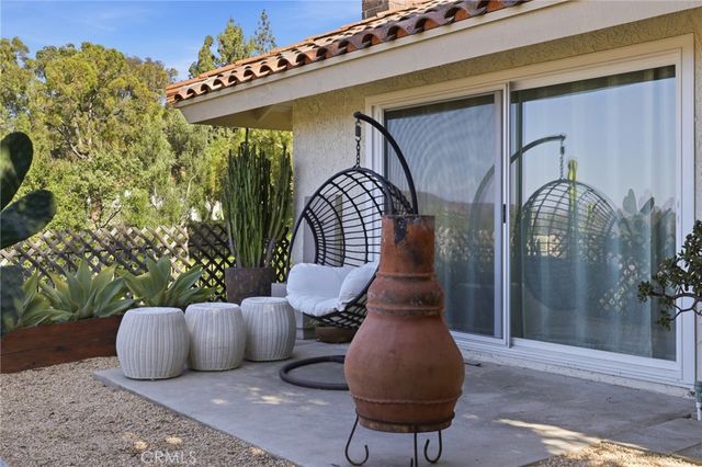 701 Blue Oak Avenue, Newbury Park, CA 91320