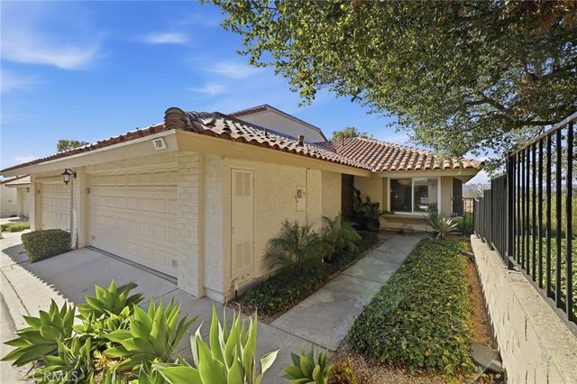 701 Blue Oak Avenue, Newbury Park, CA 91320