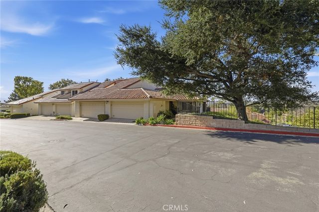 701 Blue Oak Avenue, Newbury Park, CA 91320