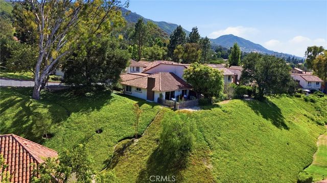 701 Blue Oak Avenue, Newbury Park, CA 91320