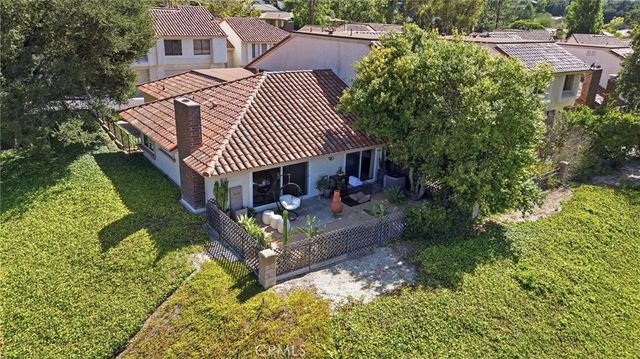 701 Blue Oak Avenue, Newbury Park, CA 91320