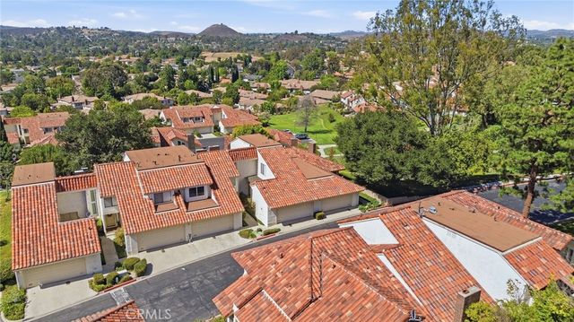 701 Blue Oak Avenue, Newbury Park, CA 91320