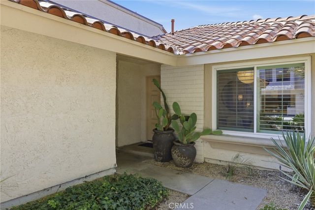 701 Blue Oak Avenue, Newbury Park, CA 91320