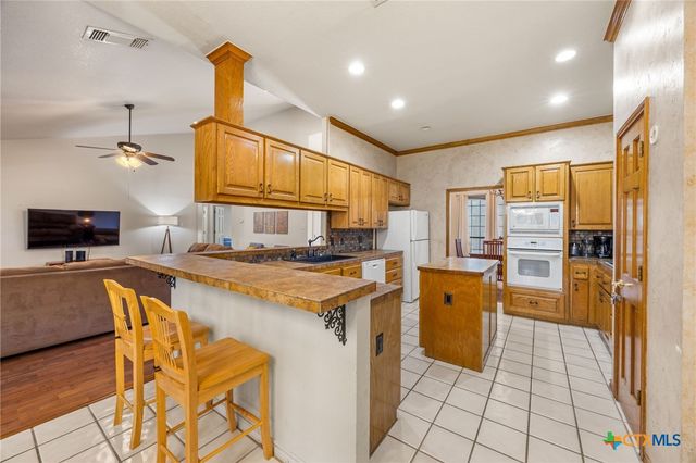 1904 Jaguar Circle, Harker Heights, TX 76548