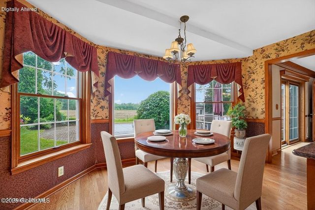 3077 New Williamsburg Drive, Guilderland, NY 12303