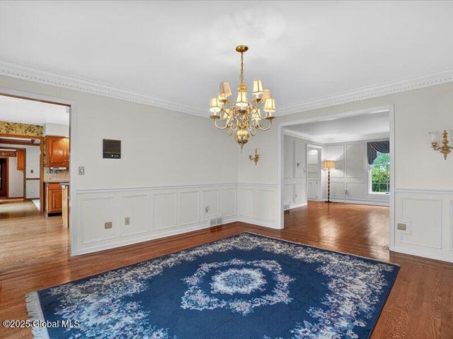 3077 New Williamsburg Drive, Guilderland, NY 12303