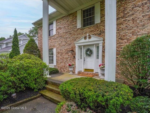 3077 New Williamsburg Drive, Guilderland, NY 12303