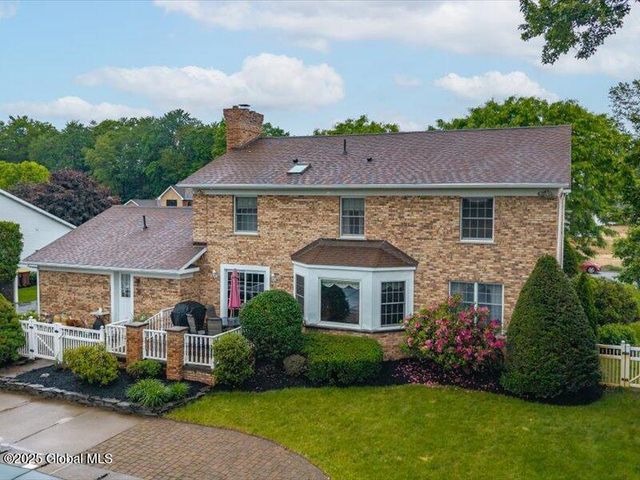 3077 New Williamsburg Drive, Guilderland, NY 12303