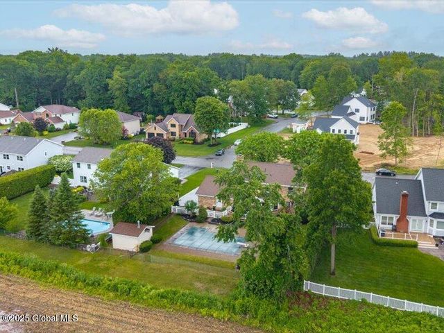 3077 New Williamsburg Drive, Guilderland, NY 12303