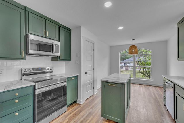 15630 Brittain Court, Lindale, TX 75771