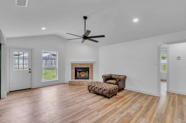 15630 Brittain Court, Lindale, TX 75771