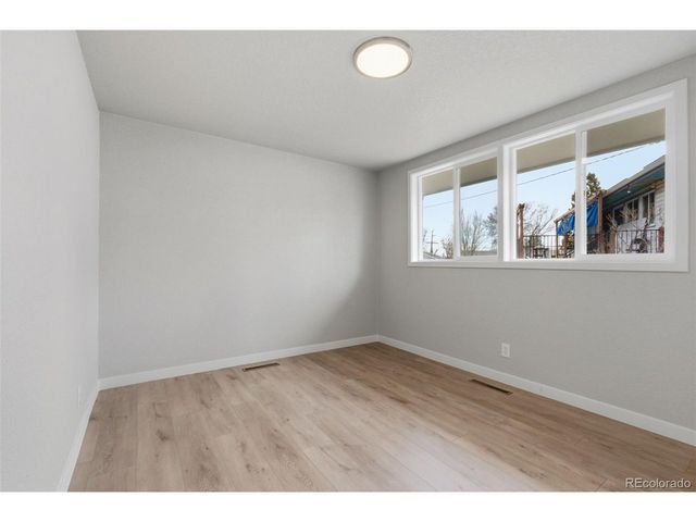 7480 Greenwood Blvd, Denver, CO 80221