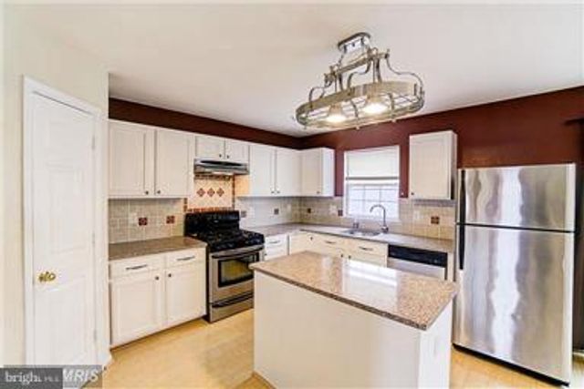22932 REGENT TER, Sterling, VA 20166