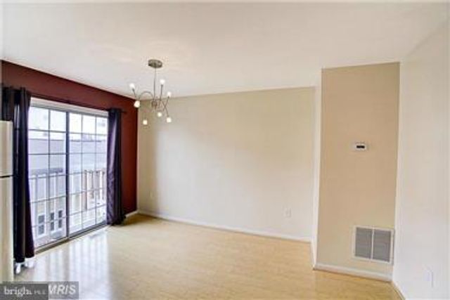 22932 REGENT TER, Sterling, VA 20166