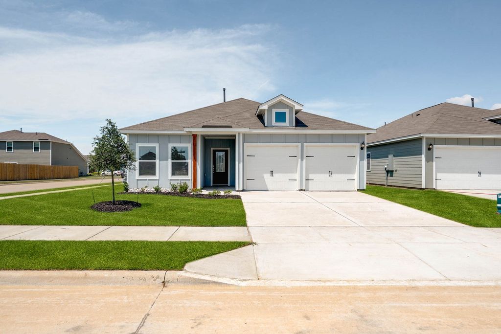 9609 Logan Square Drive, Fort Worth, TX 76140
