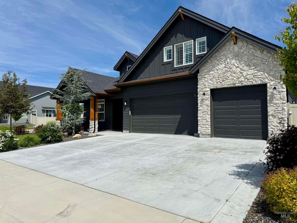 2280 N Burnam, Star, ID 83669 photo 2