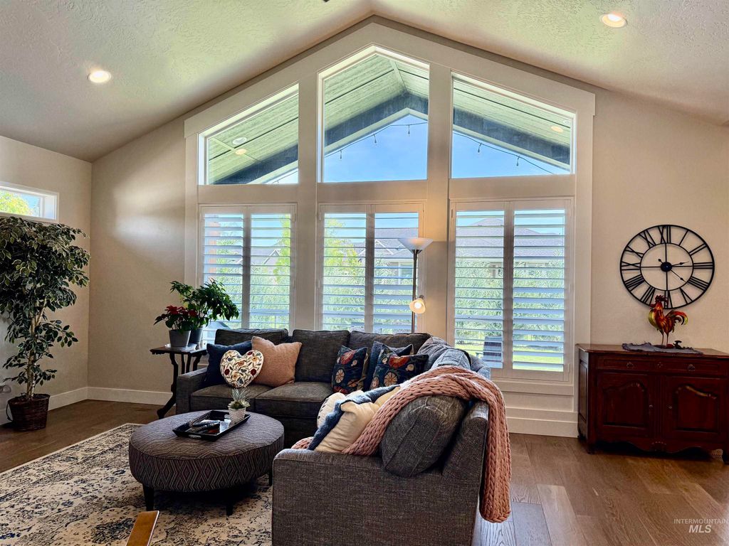 2280 N Burnam, Star, ID 83669 photo 5