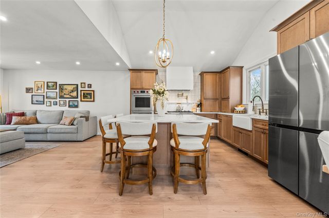 64 Nehring Avenue, Babylon, NY 11702