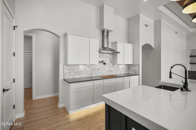 708 Tranquil Court, Horizon City, TX 79928