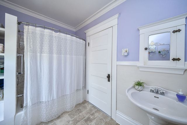 55 N Madison Street, Oswego, IL 60543