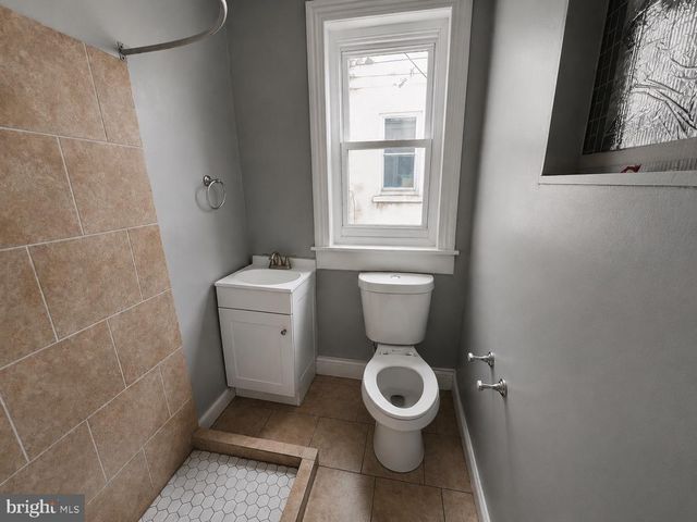 1424 MUHLENBERG ST, Reading, PA 19602