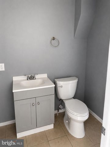 1424 MUHLENBERG ST, Reading, PA 19602