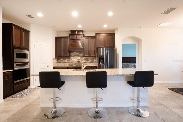 4004 PRIMA LAGO CIRCLE, Lakeland, FL 33810