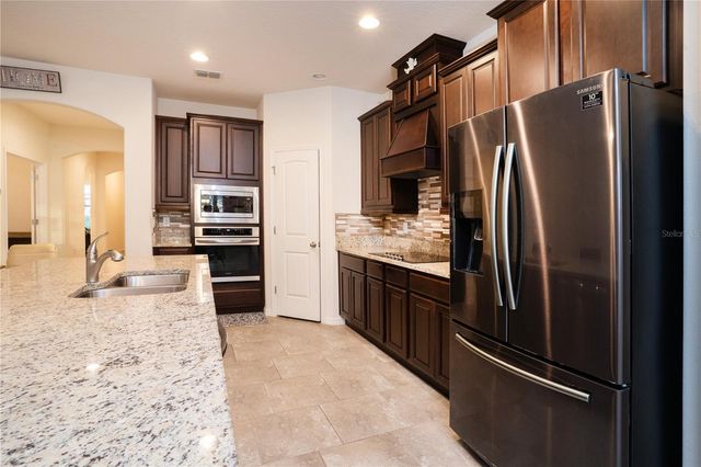 4004 PRIMA LAGO CIRCLE, Lakeland, FL 33810