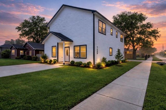 7989 Sunbury Street A, Houston, TX 77028