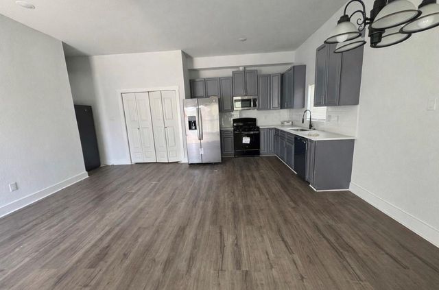 7989 Sunbury Street A, Houston, TX 77028