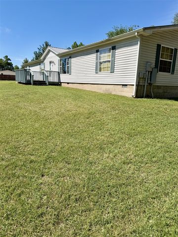 646 George Street, Clare, MI 48617