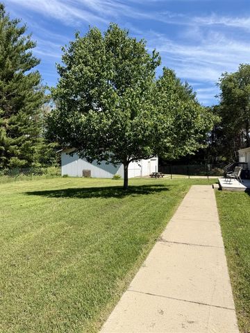 646 George Street, Clare, MI 48617