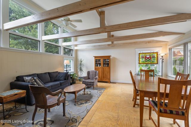 415 Oread Rd, Louisville, KY 40207