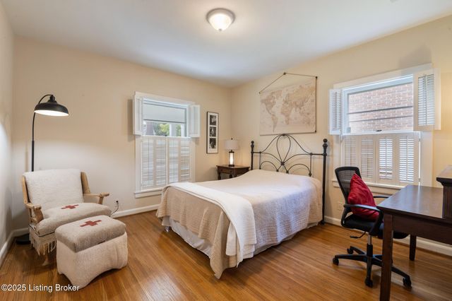 415 Oread Rd, Louisville, KY 40207