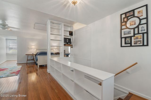 415 Oread Rd, Louisville, KY 40207