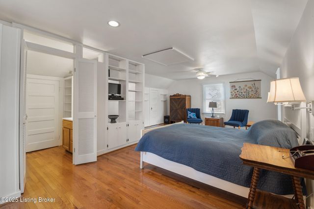 415 Oread Rd, Louisville, KY 40207