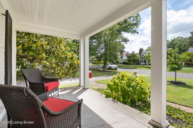 415 Oread Rd, Louisville, KY 40207