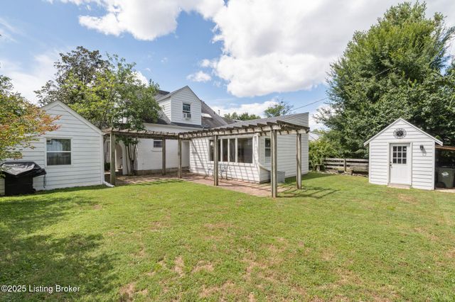 415 Oread Rd, Louisville, KY 40207