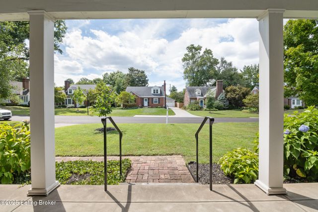 415 Oread Rd, Louisville, KY 40207