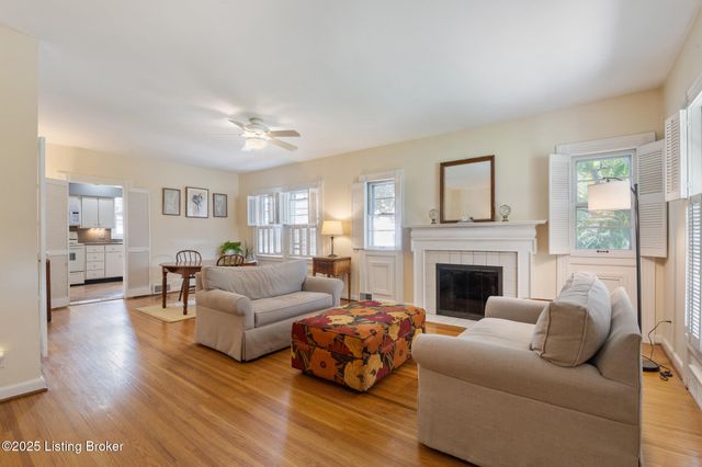 415 Oread Rd, Louisville, KY 40207