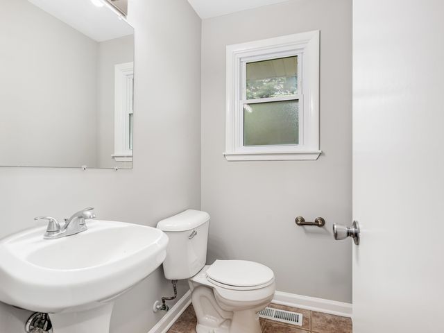 3411 Caton Farm Road, Joliet, IL 60431