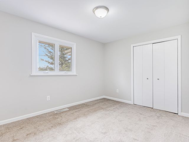 3411 Caton Farm Road, Joliet, IL 60431