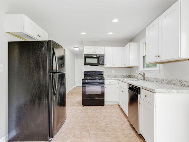 3411 Caton Farm Road, Joliet, IL 60431