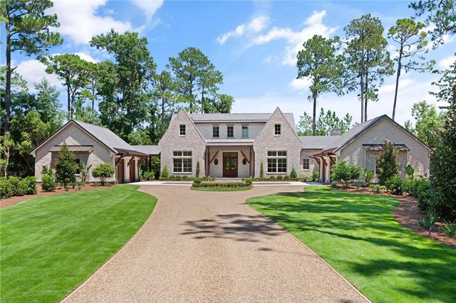 1333 Pikes Bluff Road, St Simons Island, GA 31522