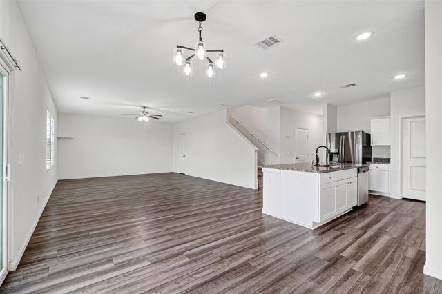 7518 Evitale Way, Houston, TX 77049