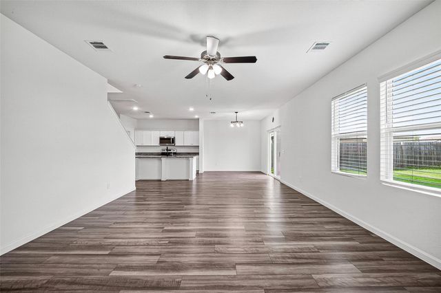 7518 Evitale Way, Houston, TX 77049
