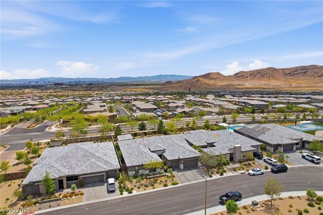 781 Thistle Fairway Street, Las Vegas, NV 89138
