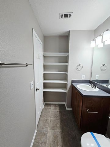 10736 Traymore Drive, Fort Worth, TX 76244