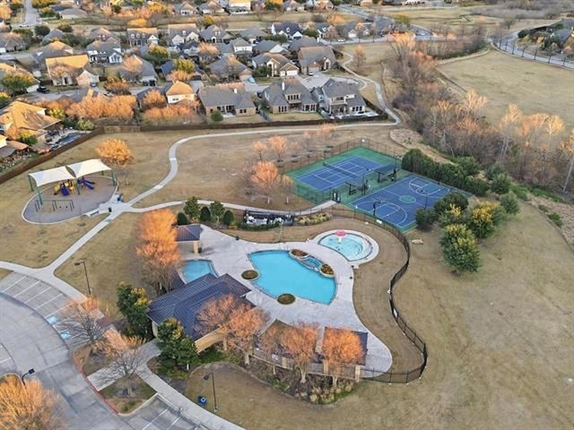 10736 Traymore Drive, Fort Worth, TX 76244