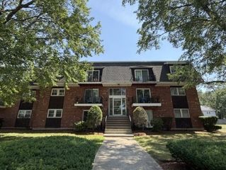 5 Pilgrim Circle F, Methuen, MA 01844